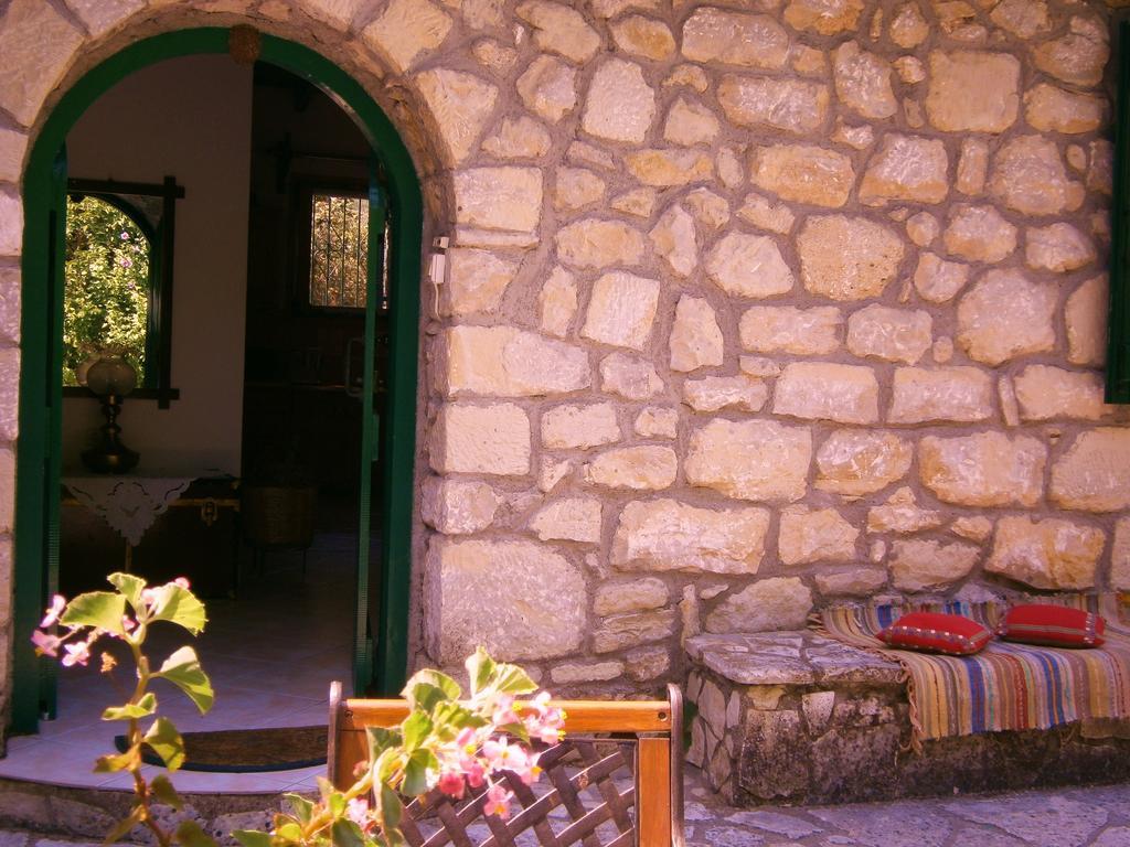 Villa Frias Asprogerakata Habitación foto