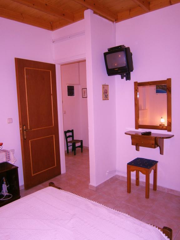 Villa Frias Asprogerakata Habitación foto