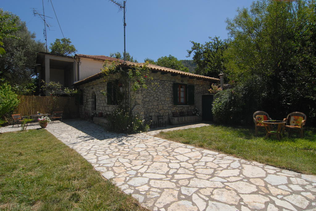 Villa Frias Asprogerakata Habitación foto